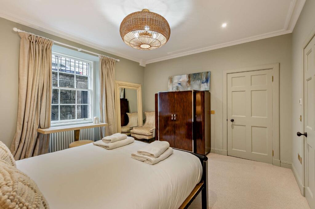 Large Bedroom