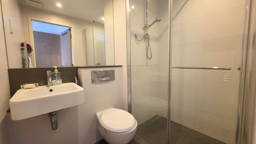 Ensuite Shower Room