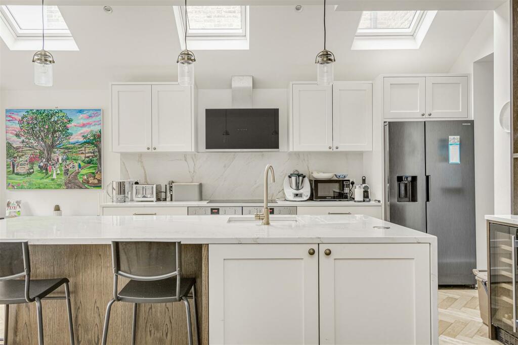 Sumburgh Road 6 LOW-10.jpg