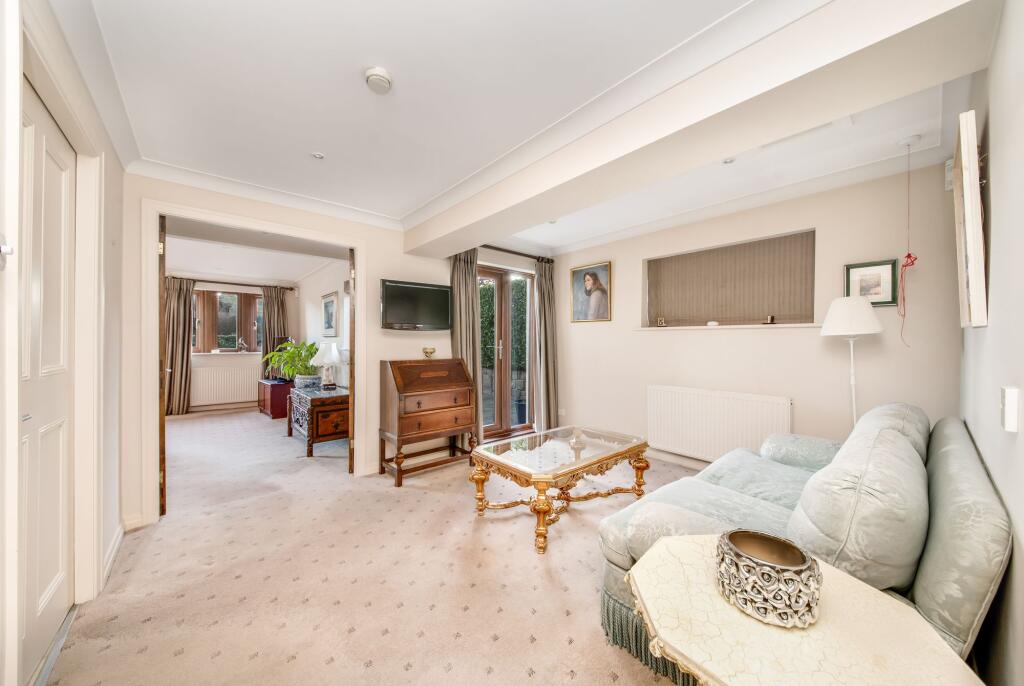 SECOND SITTING ROOM / BEDROOM