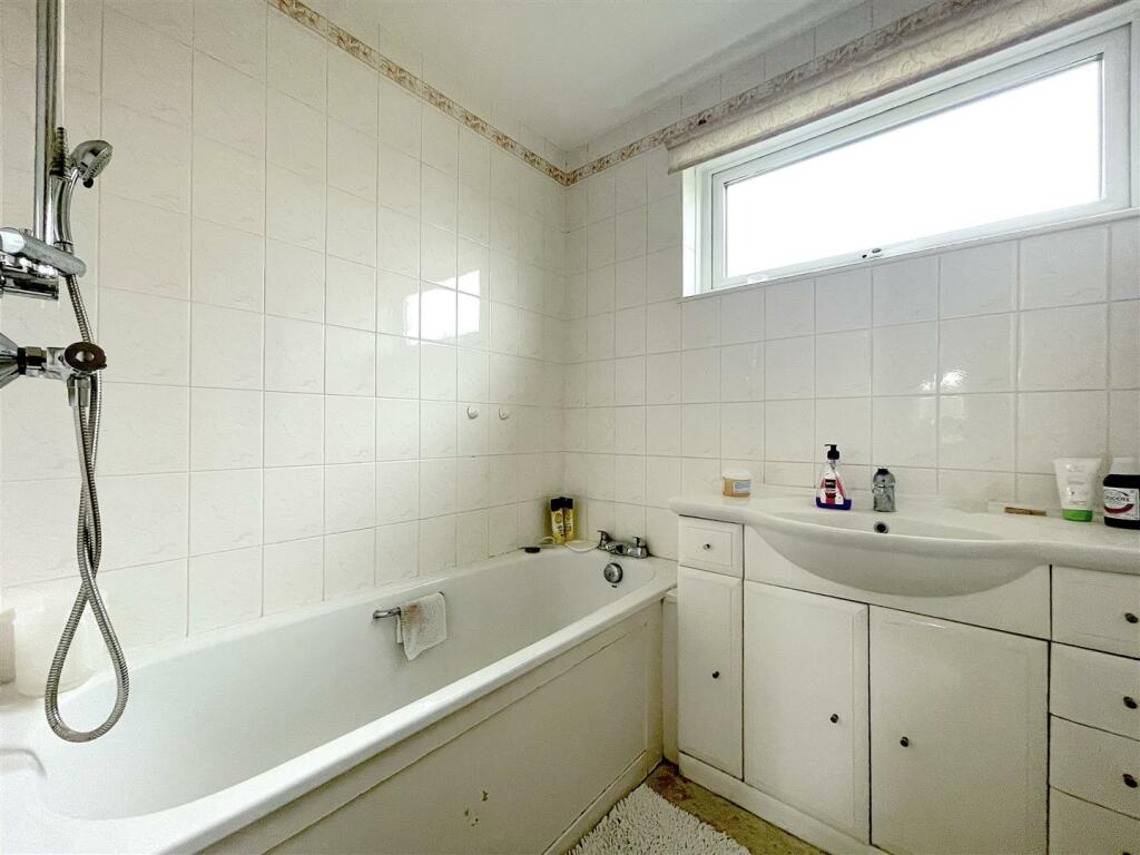 Bathroom.jpeg