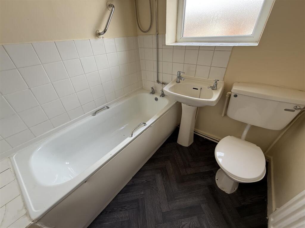 BATHROOM &amp; WC