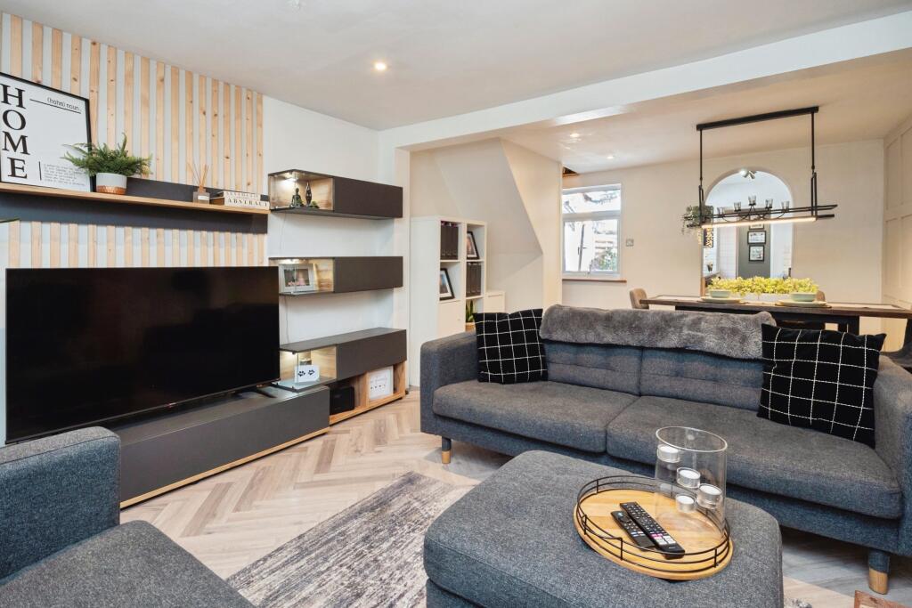 3parkviewcottagemaidstoneroadtonbridgetn110hp-13