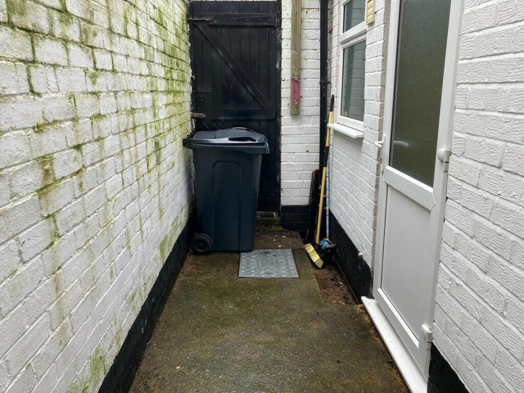 Outside - Rear