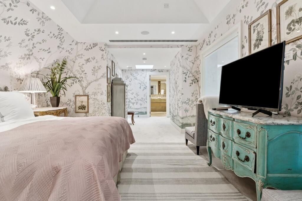 Principal Bedroom