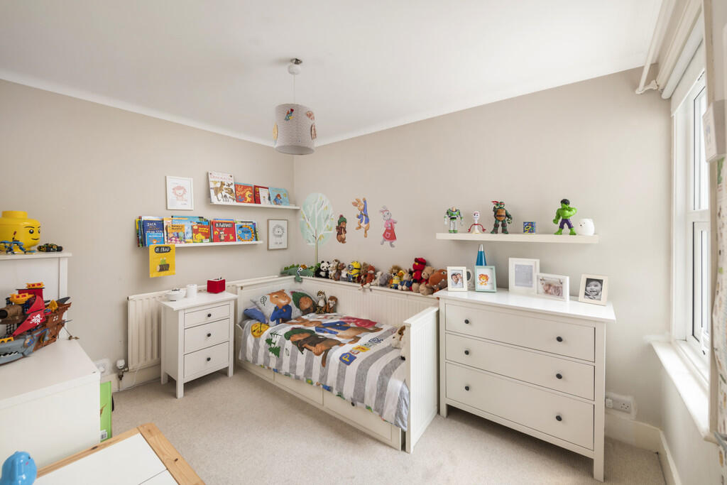 11_Oakhill_Road_i...