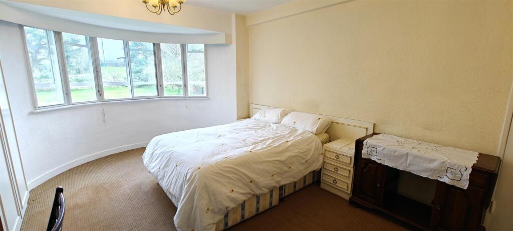 Bed 1