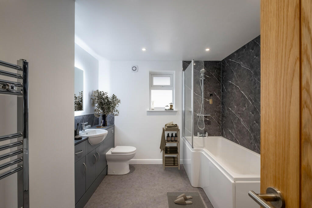 RectoryClose Bath...