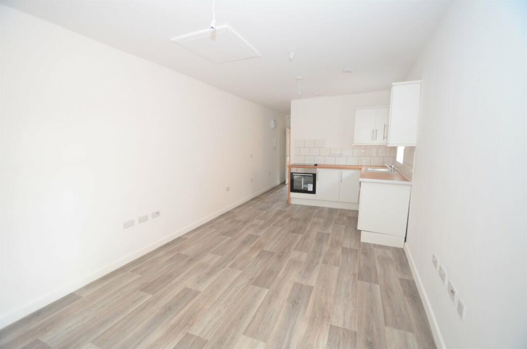 Cullompton Seddons