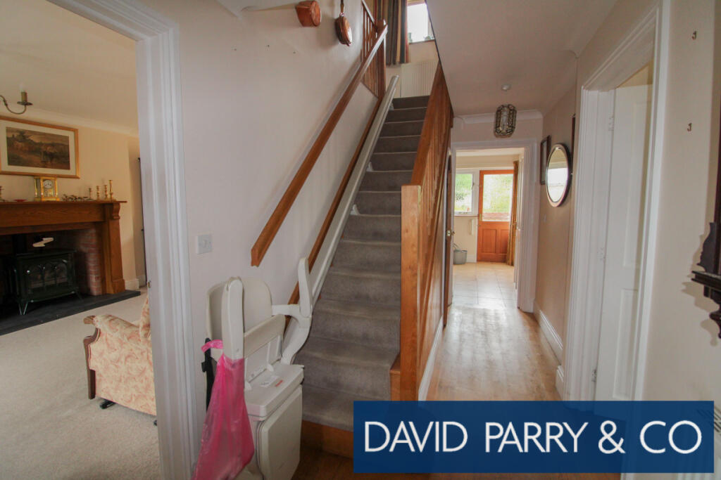 Detached 3 Bedroom Property