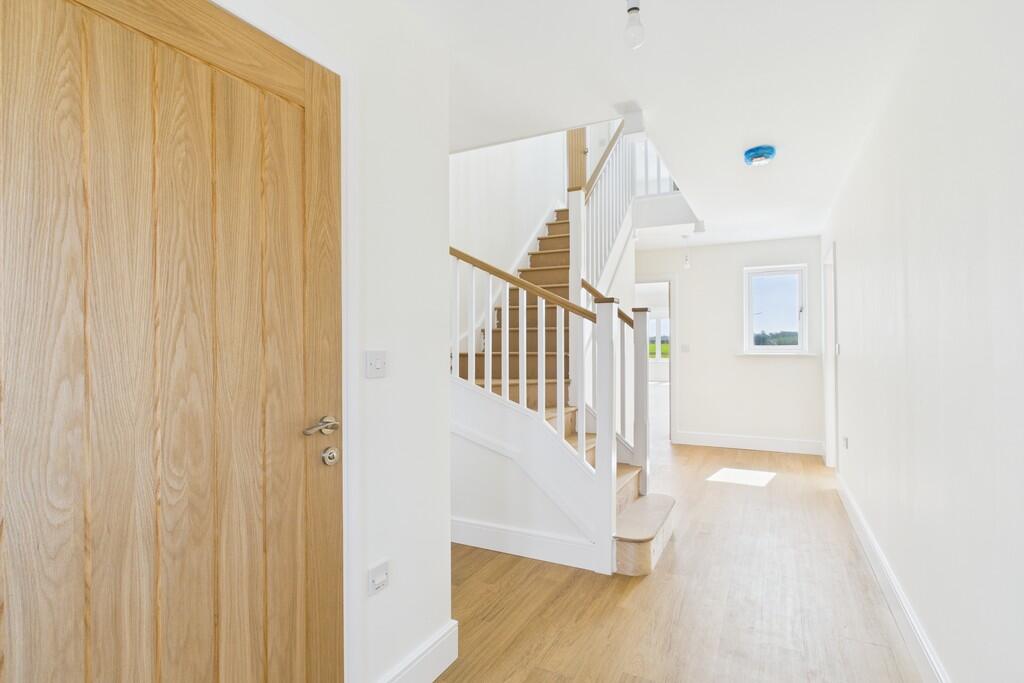 CAM01689G0-PR0460...