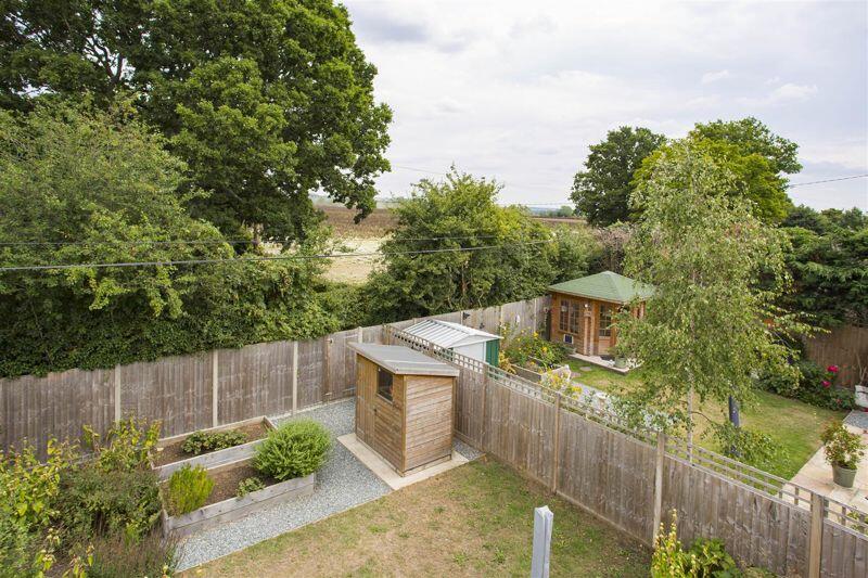 Rear garden aerial