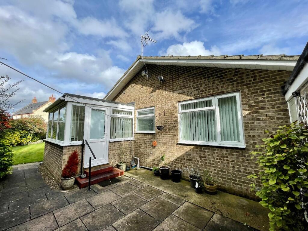GARDEN ROOM