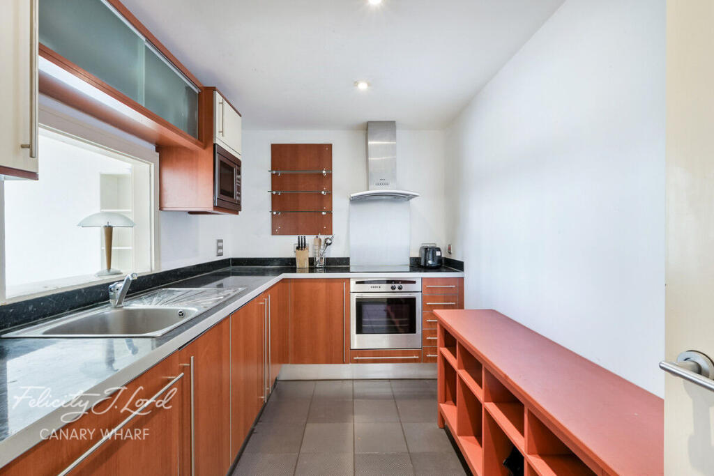 Nova Building, Newton Place, London, E14