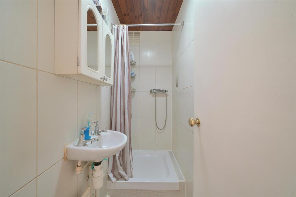 2 Dimmock Drive - tkiLZbPY6chEjaz8OAHs.jpg