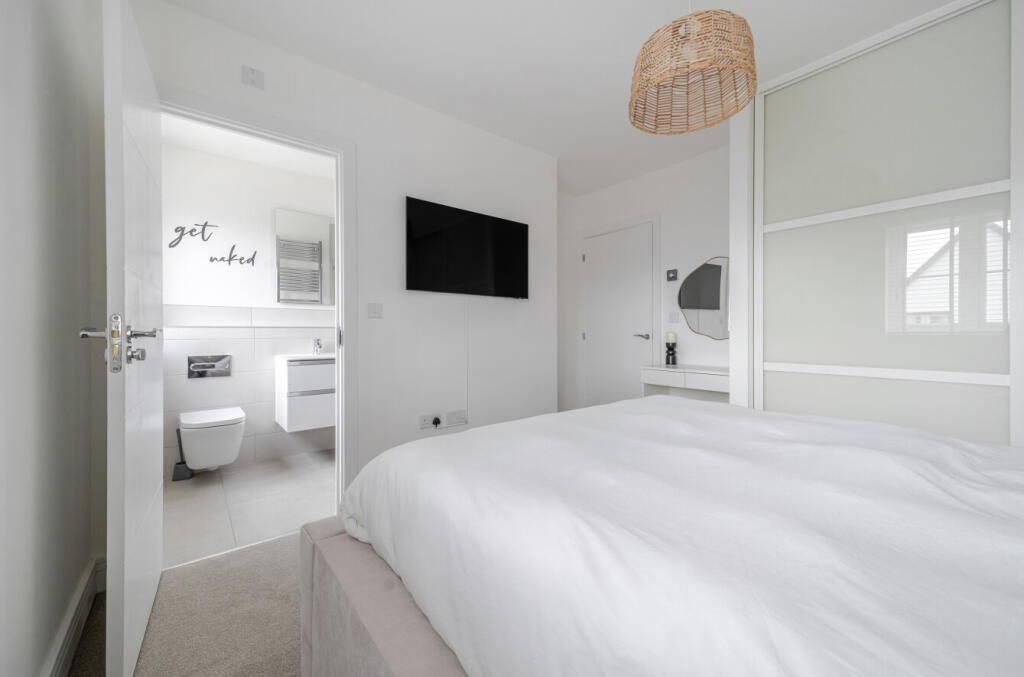 1316356-7-685d26b...