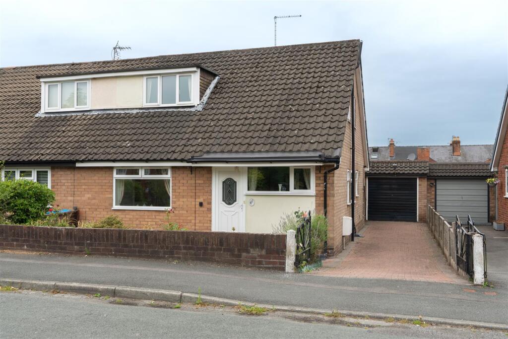 28 Siddington Avenue-54.jpg