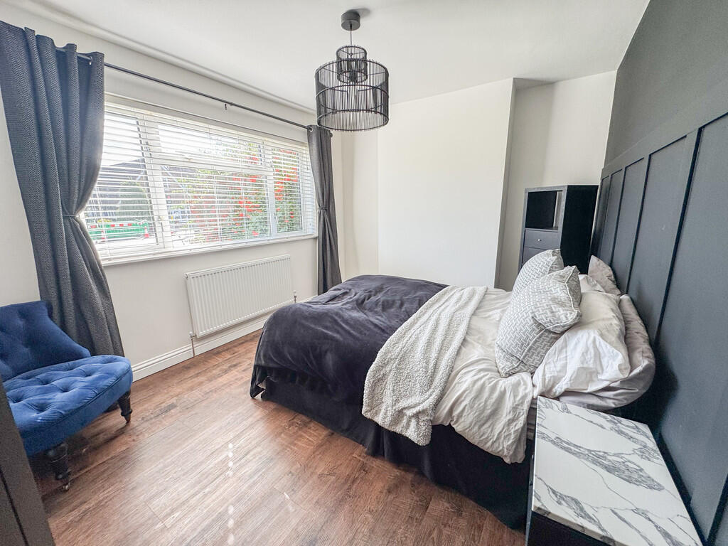 GF BED - DINING