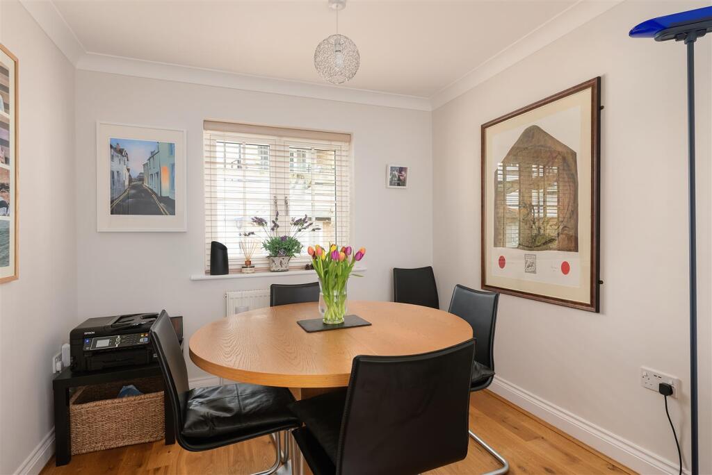 The Slipway, Sea Wall, Whitstable