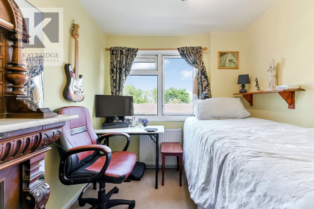 Andover Close, Epsom - KT19 9DA