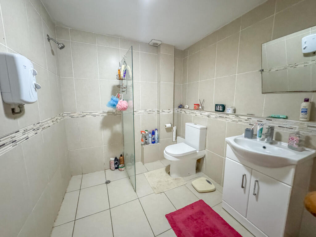 gf shower room