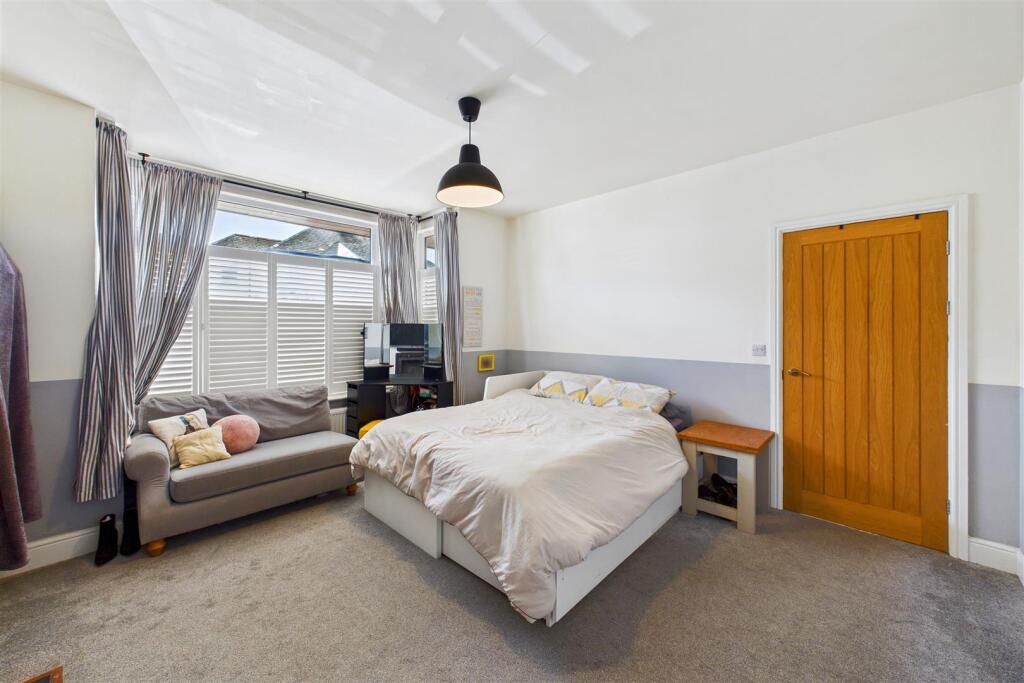 Bedroom 1/Former Lounge