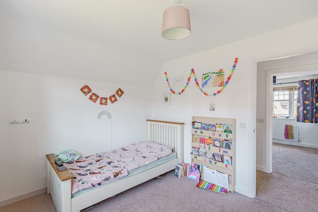 4 Haining Avenue, Dumfries, DG1 3FY - Braidwoods S