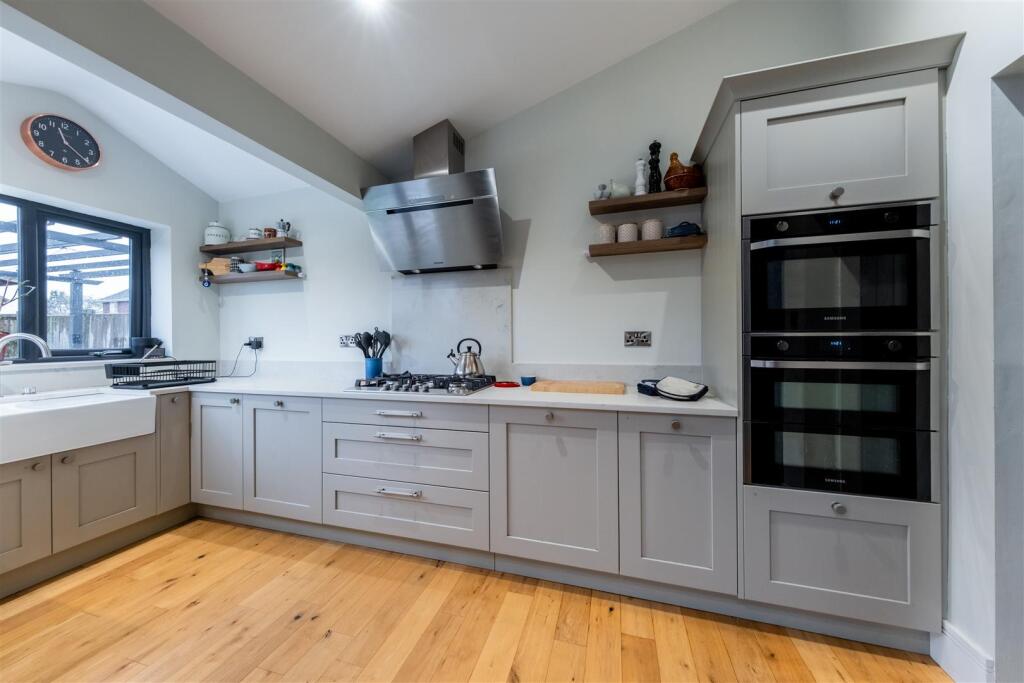 51 Weaverham Road-002.jpg