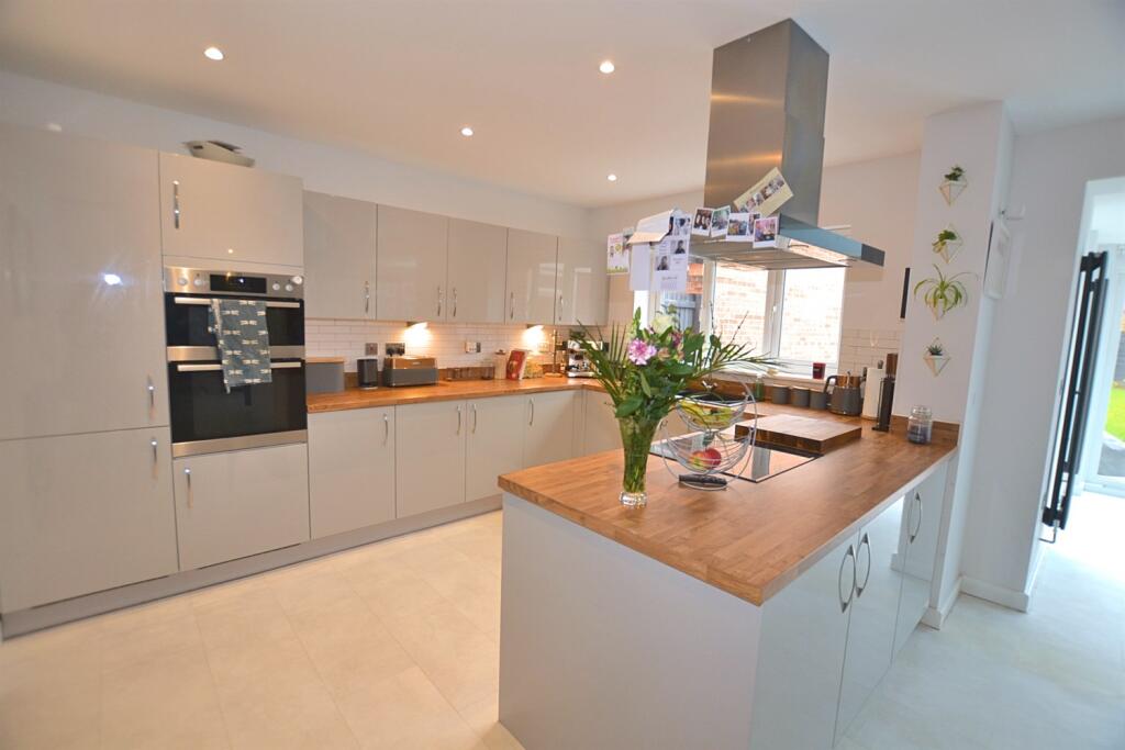 Kitchen area