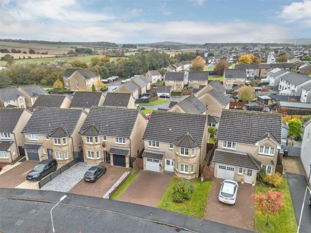 10 Lochty Drive Kinglassie-1.JPG