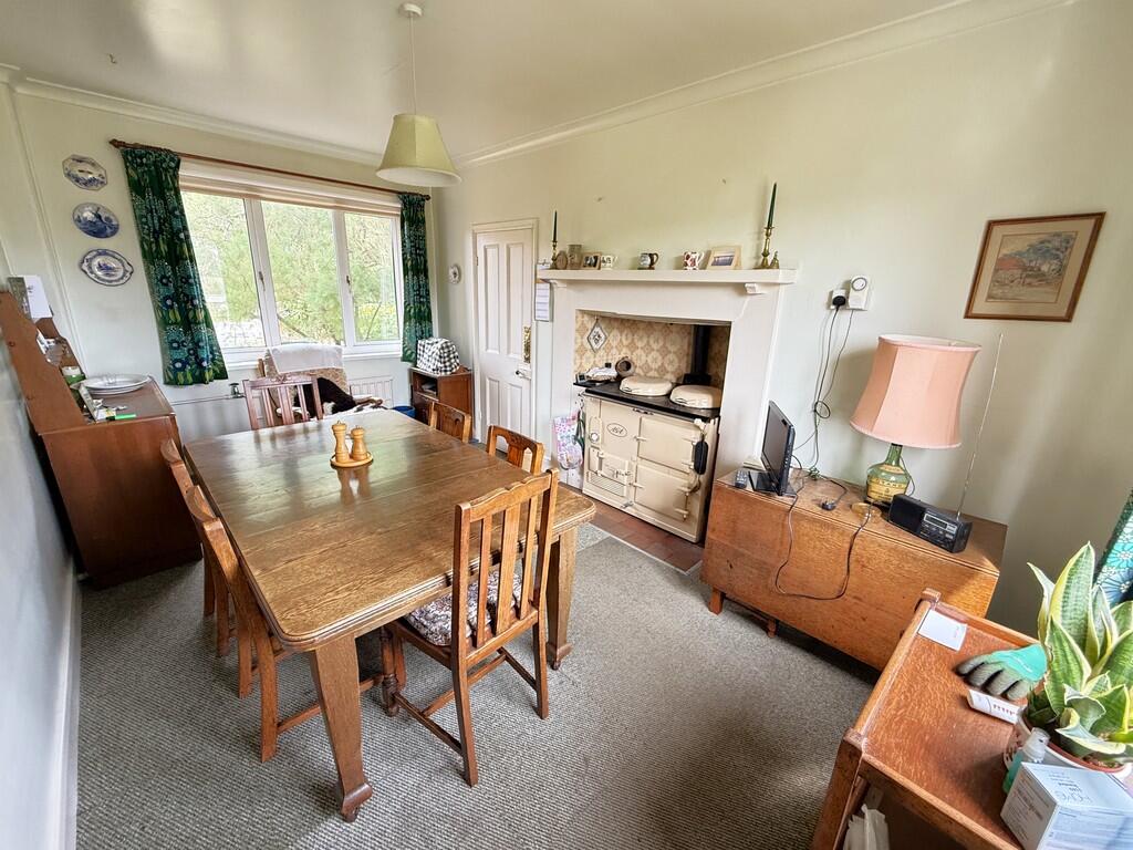 DINING ROOM 1