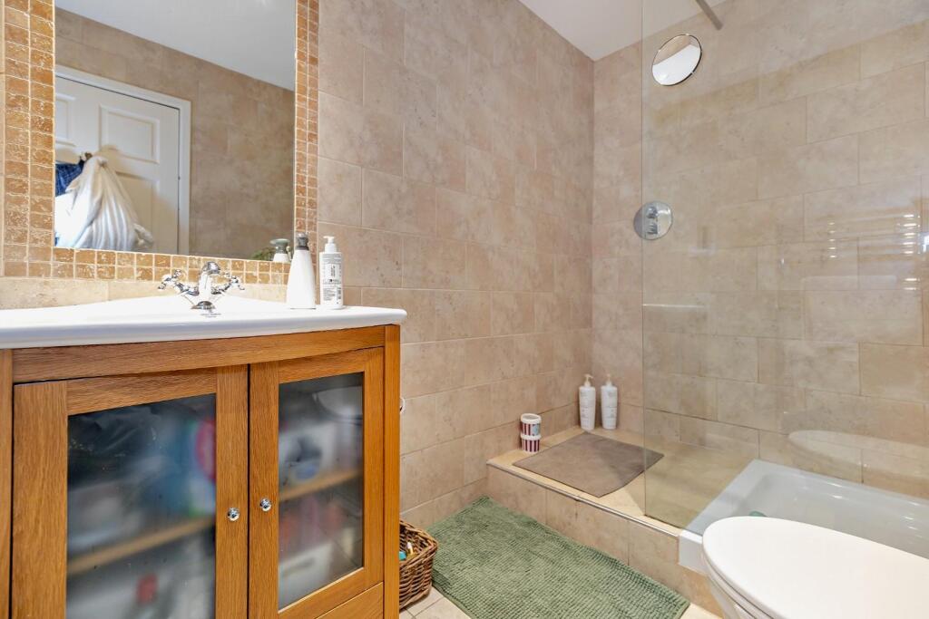 8636336-interior45-800.jpg