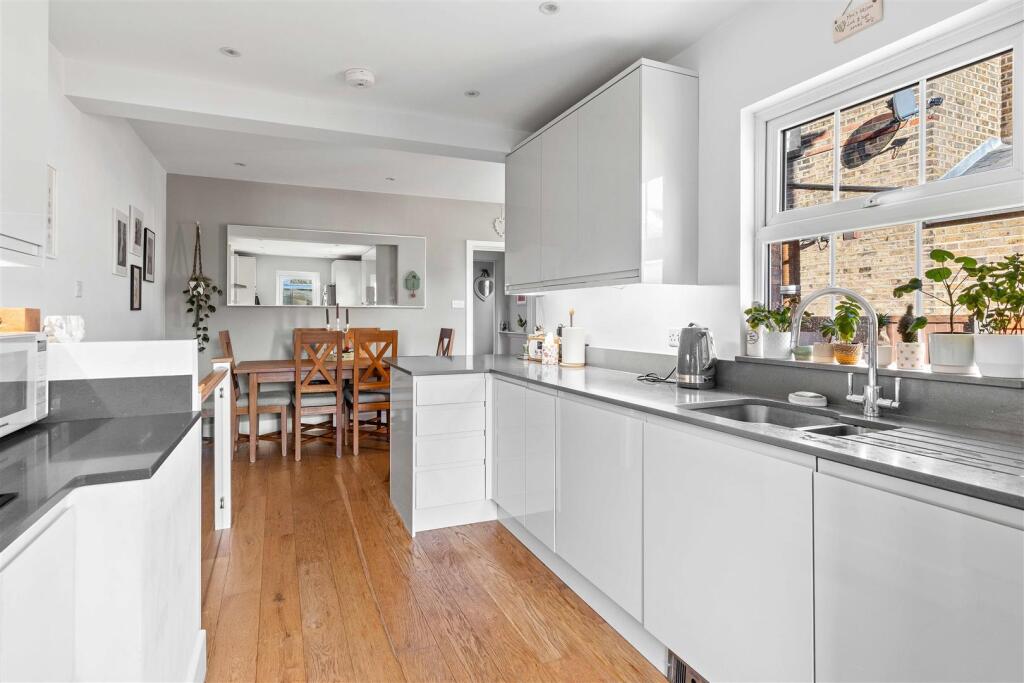 98 Tamworth Road 16.jpg
