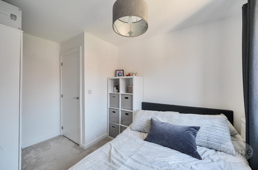 25f239fe-fcde-4d5...