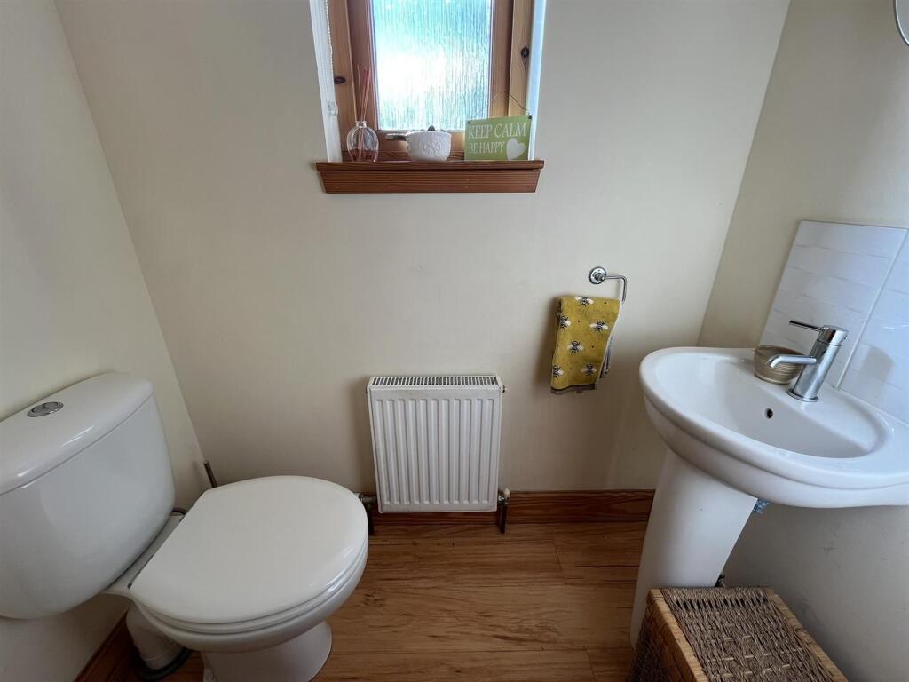 GUEST WC