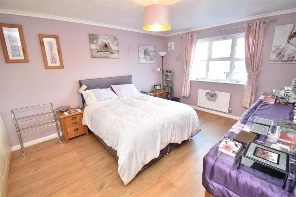 BEdroom One .JPG