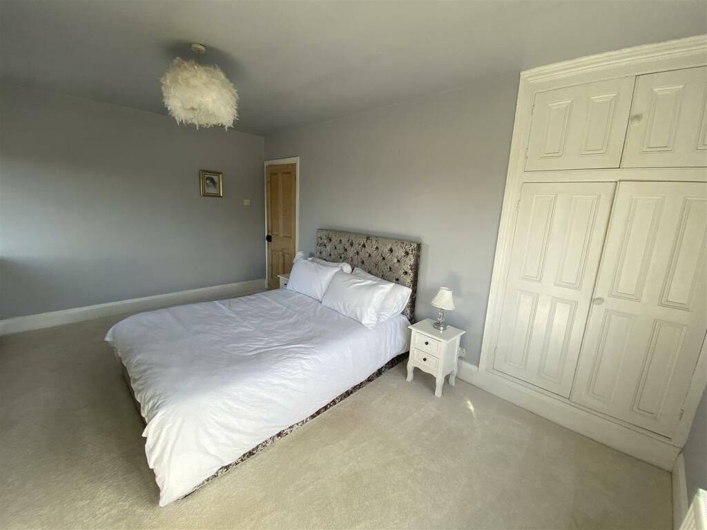 Bedroom no.1 front double: