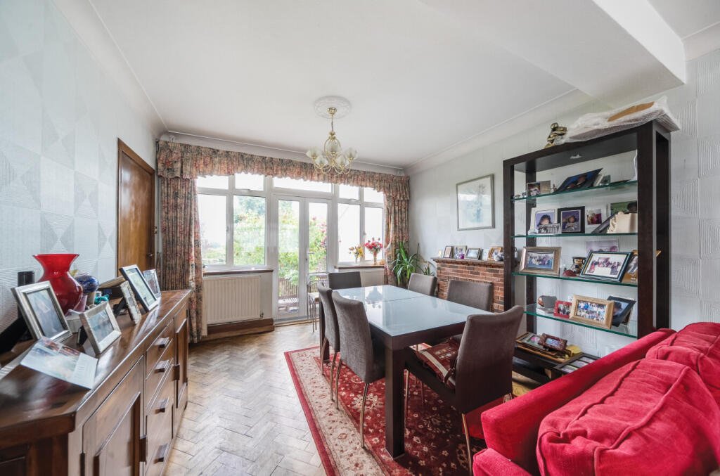 1297394-7-6846f61...