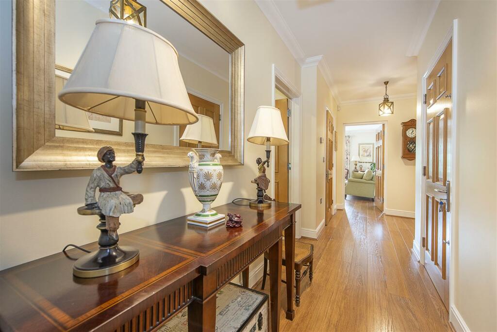 79-couchmore-0054.jpg