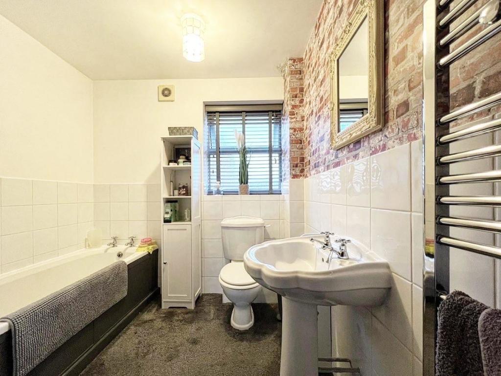 Family bathroom