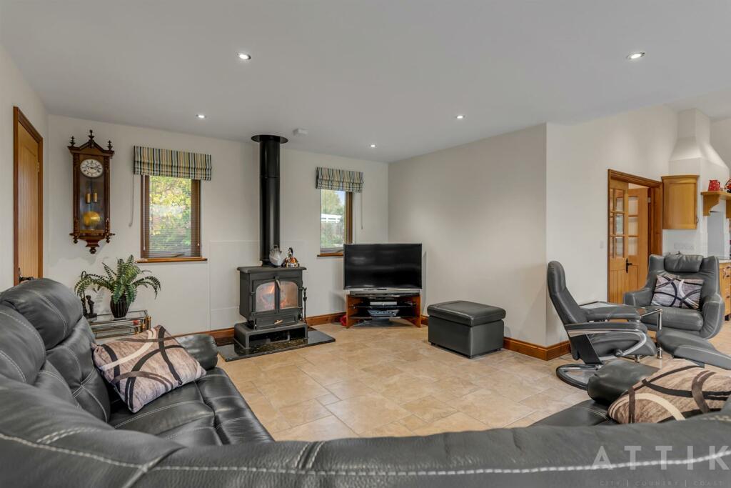 The Buntings, Southwold Road Blyford, Halesworth I