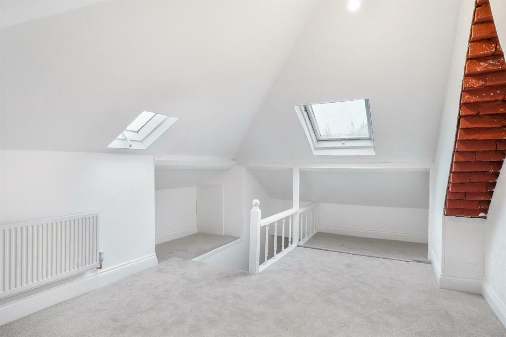 35 Beaumont Avenue - IvKZtH0PQG4kXzsy5hIz.jpg