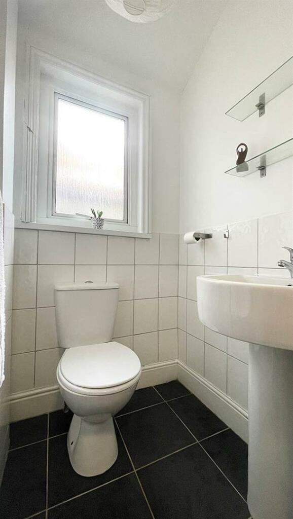 6-bed-student-house-britannia-road-north-3-portsmo