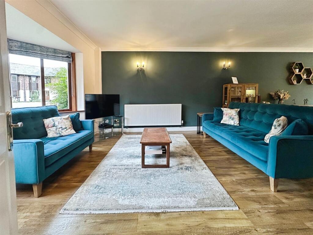 1699d8f3--4070-92CB-55961A5C180A-96500-00001F29465