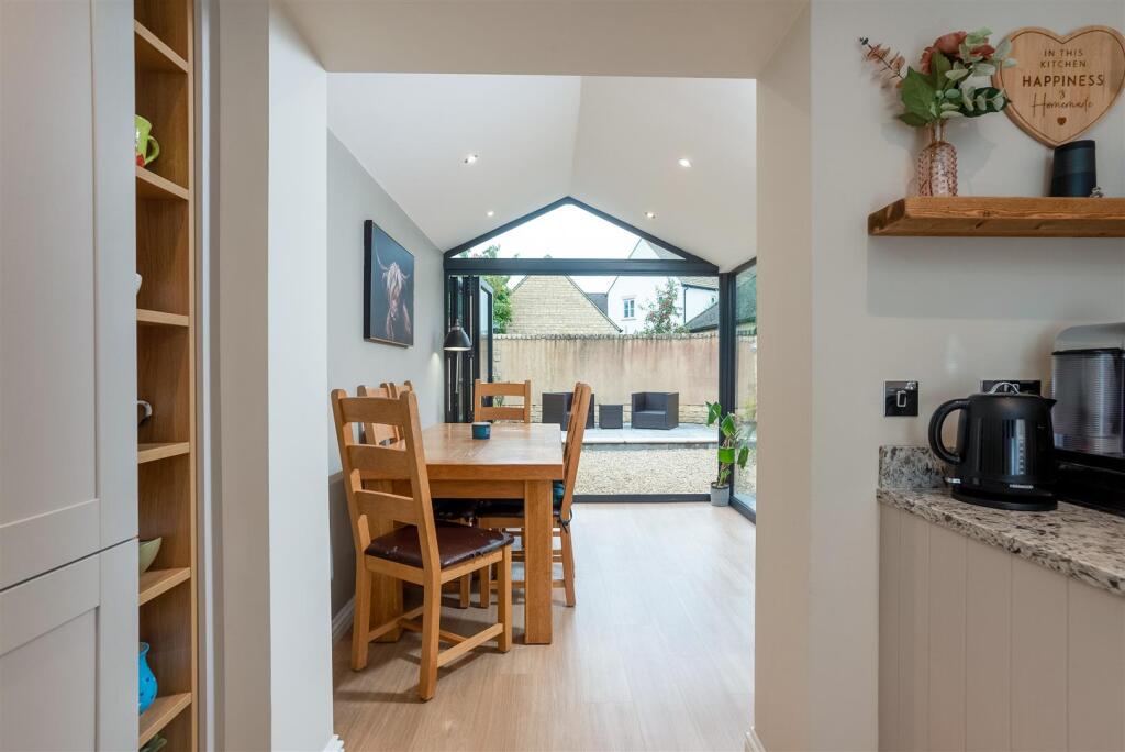 34 Castle Nurseries 1935-7.jpg