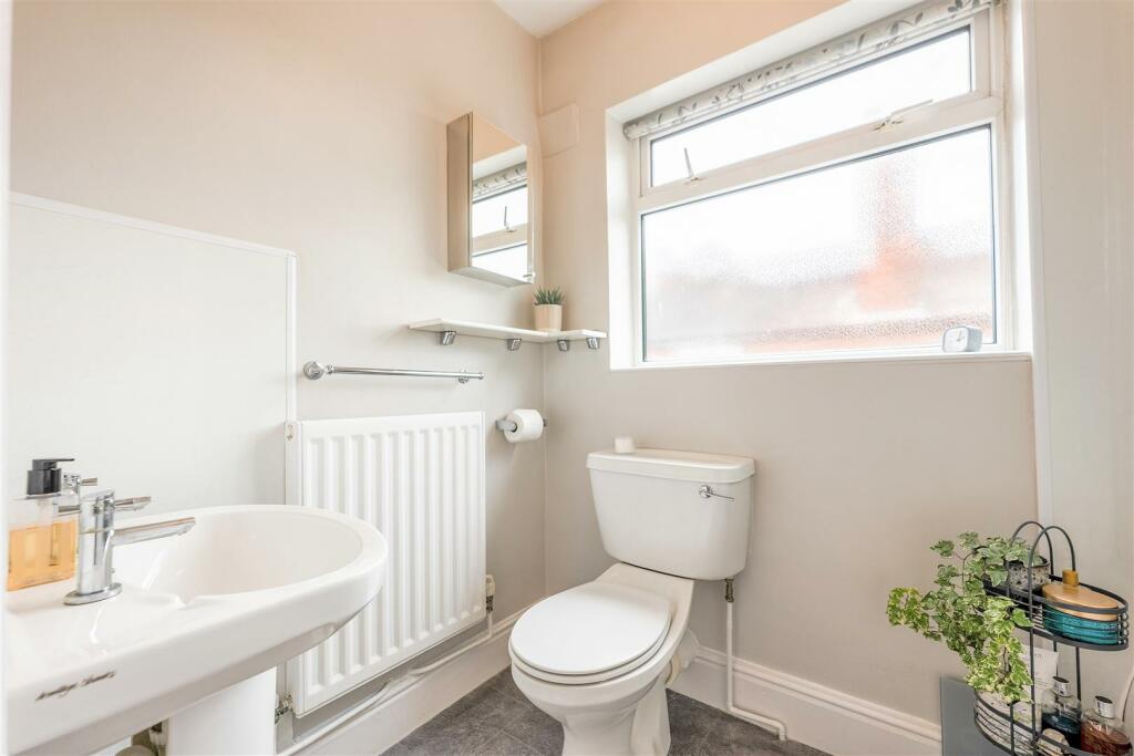 30 Longdale Lane-27.jpg