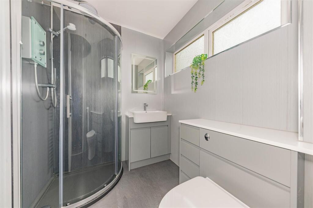 22 Auchinblae Place Dundee-9.JPG