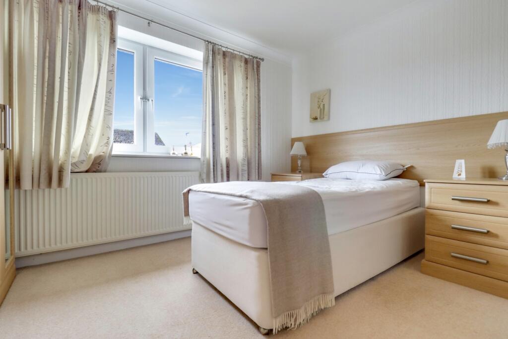 10- Julia Michel EweMove Pontefract