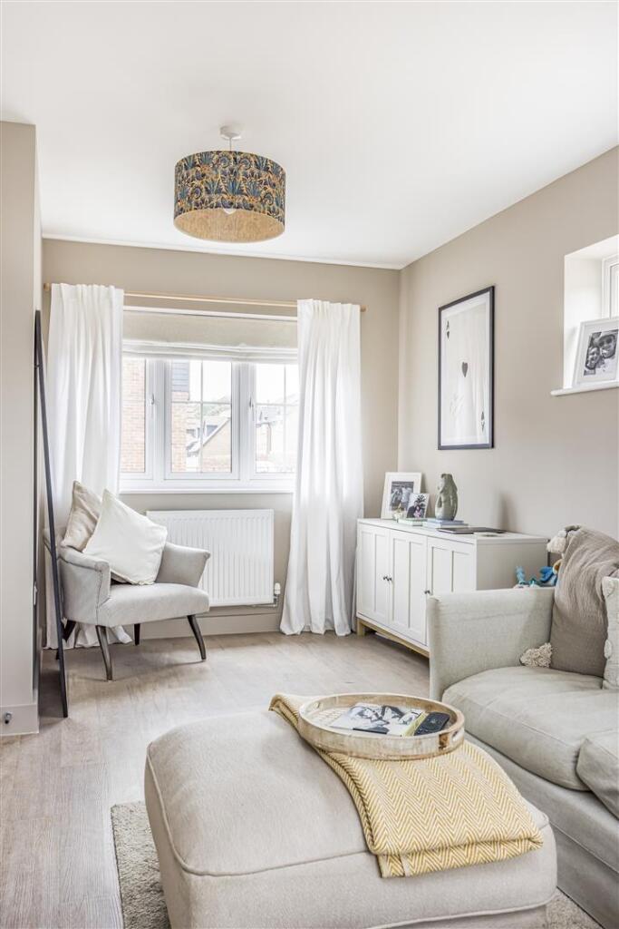 7 Cotton Way, Bedhampton-PorticoMarketing-SarahOli