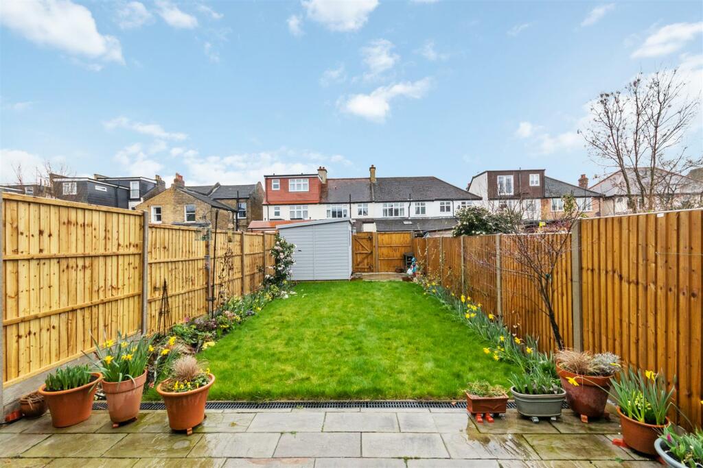 West Facing Garden